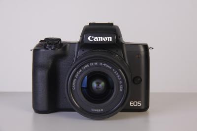 CANON EOS M50 II + EFM 15-45 mm IS STM